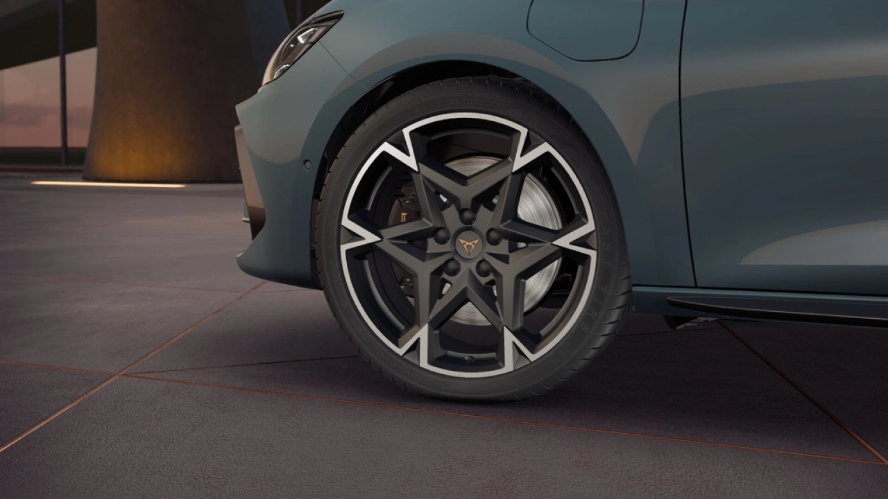 CUPRA Leon Sportstourer 1.5 TSI e-Hybrid 272 6DSG VZ Performance
