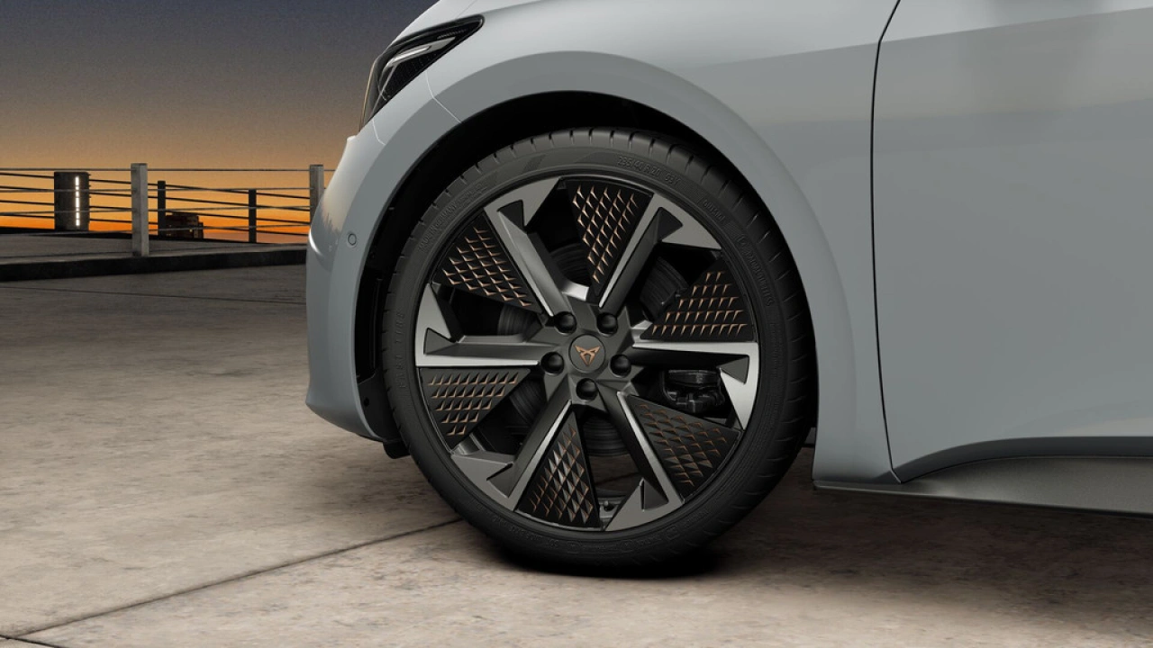 CUPRA Born 79kWh Elektromotor 326 1AT VZ Limited
