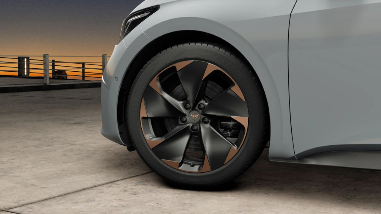 CUPRA Born 59kWh Elektromotor 231 1AT Performance Limited