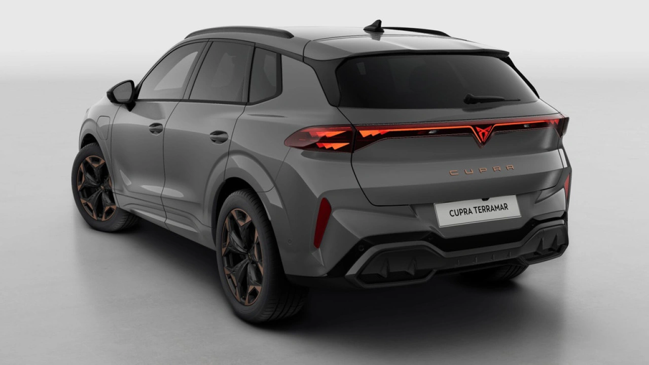 CUPRA Terramar 1.5 TSI e-Hybrid 272 6DSG VZ Performance