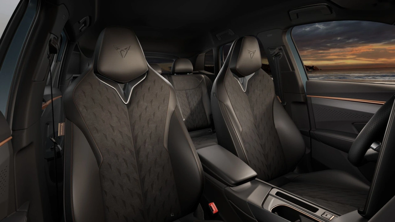 CUPRA Terramar 1.5 TSI e-Hybrid 204 6DSG Business