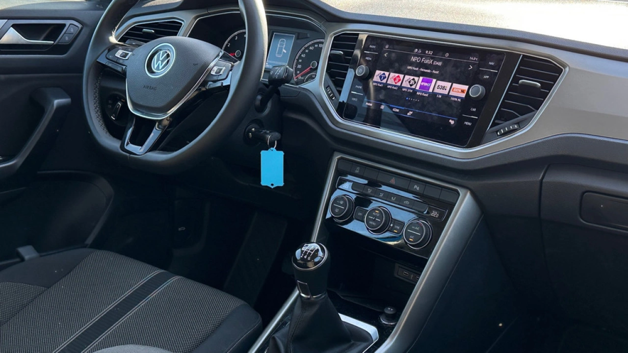 Volkswagen T-Roc 1.0 TSI 110pk Style Navigatie Clima