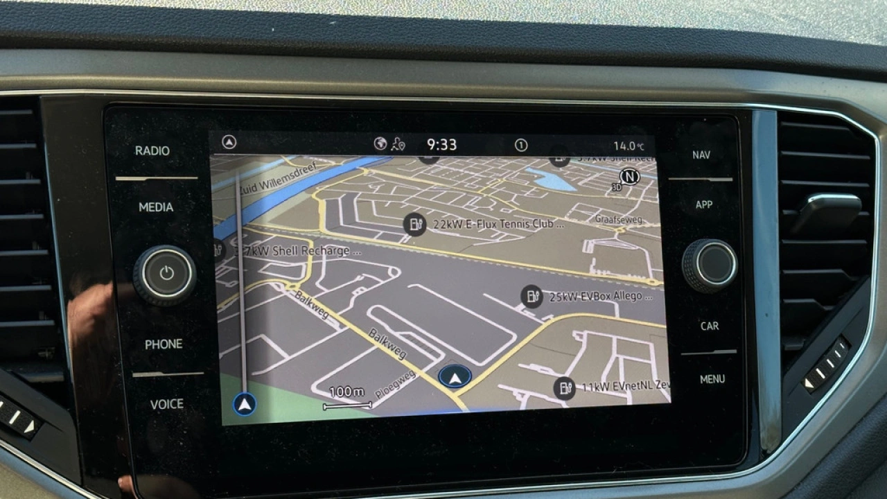 Volkswagen T-Roc 1.0 TSI 110pk Style Navigatie Clima