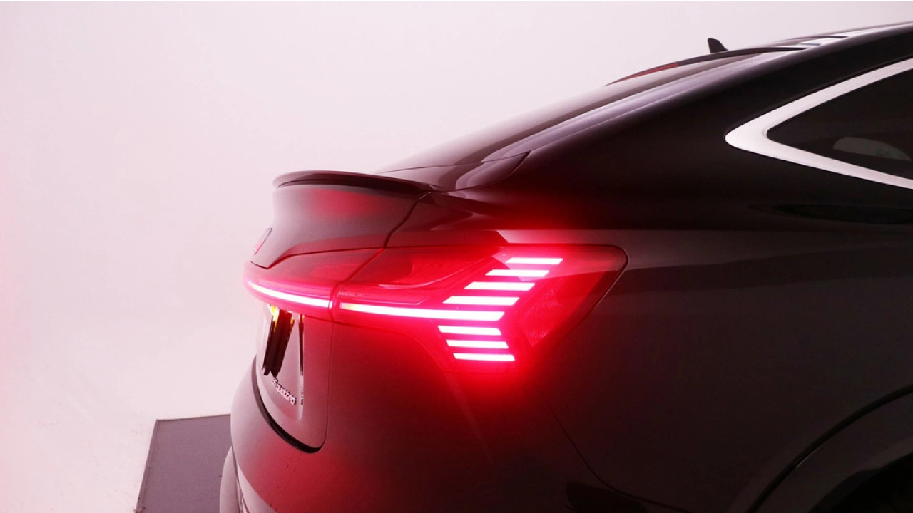 Audi e-tron Sportback S Edition e-tron 55 300kw/408pk 95Kwh Sportback | Panoramadak | B&O |