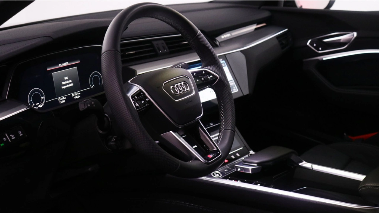 Audi e-tron Sportback S Edition e-tron 55 300kw/408pk 95Kwh Sportback | Panoramadak | B&O |
