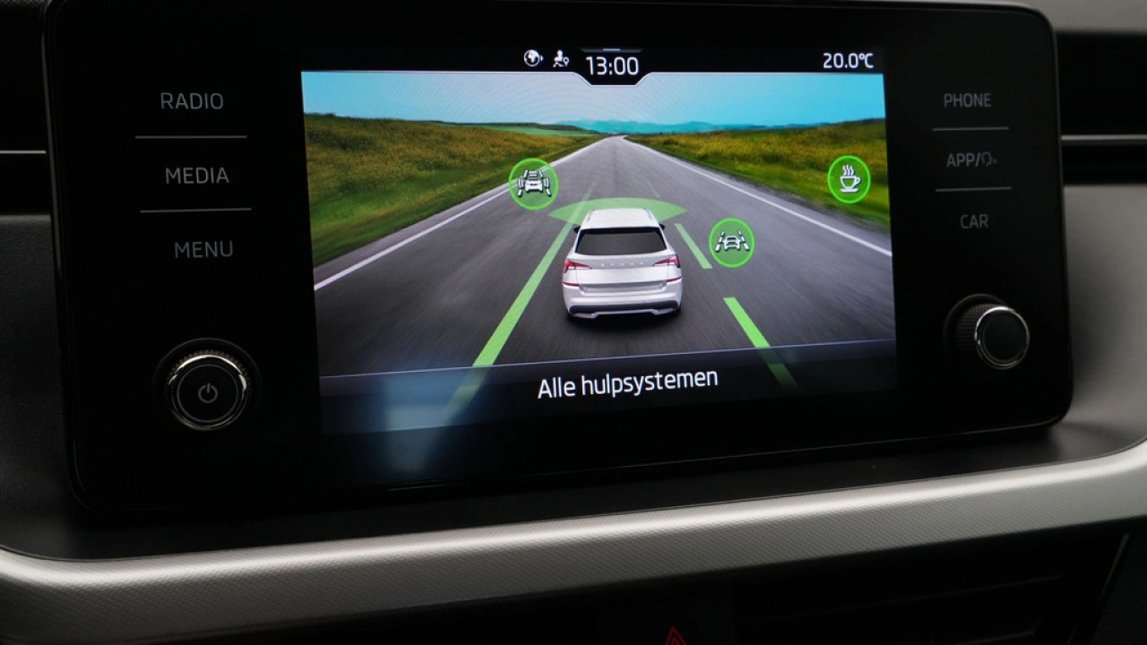 Škoda Kamiq 1.0 TSI 110pk DSG Sport Business