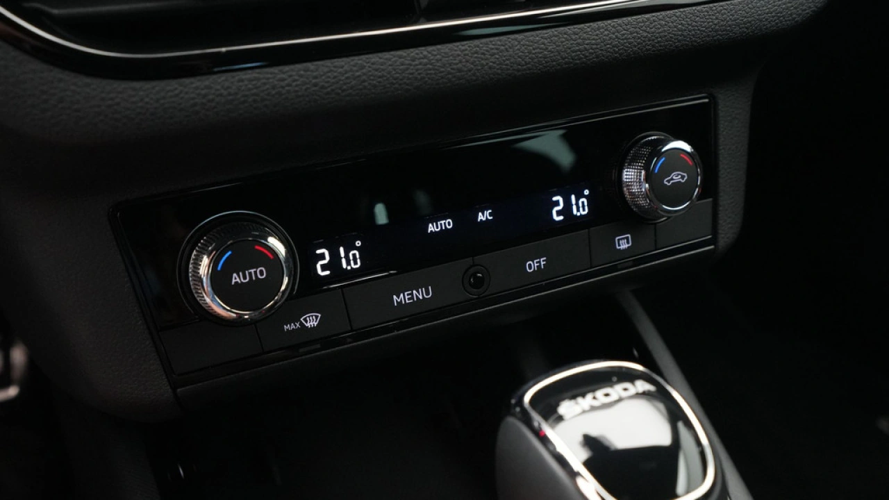 Škoda Kamiq 1.0 TSI 110pk DSG Sport Business