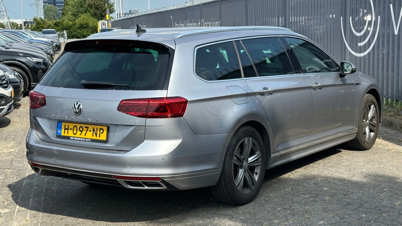 Volkswagen Passat Variant 1.5 TSI 150pk DSG Elegance Business R