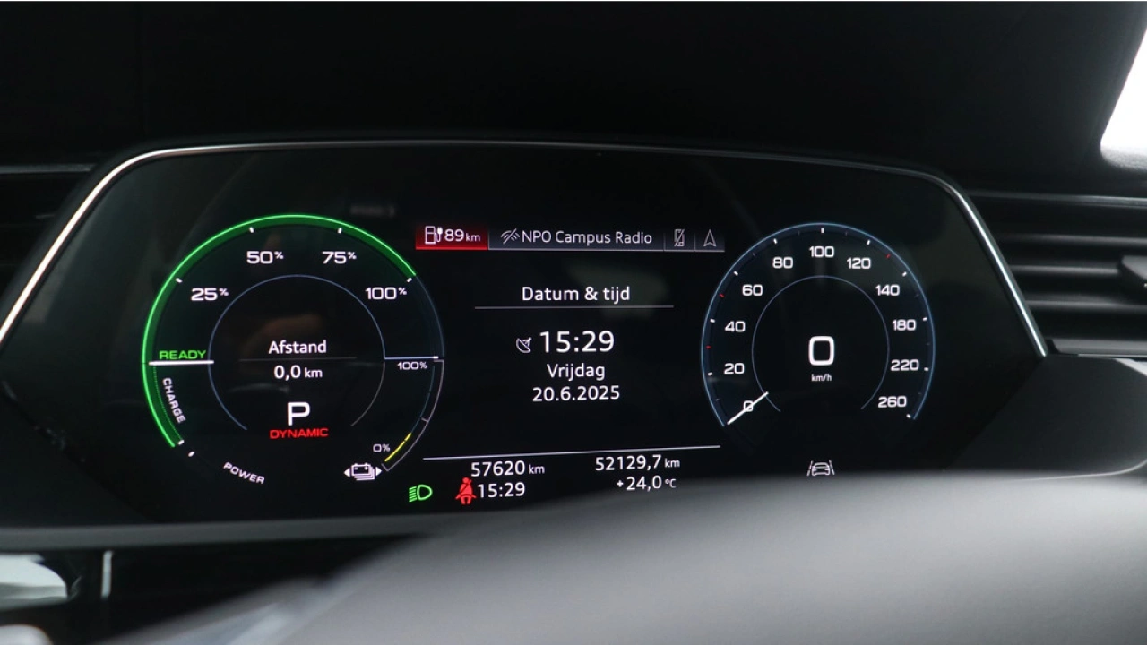 Audi e-tron e-tron 50 quattro Launch edition plus 71 kWh | Leder | Camera | B&O |