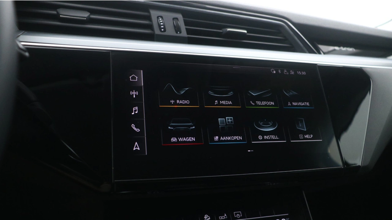 Audi e-tron e-tron 50 quattro Launch edition plus 71 kWh | Leder | Camera | B&O |