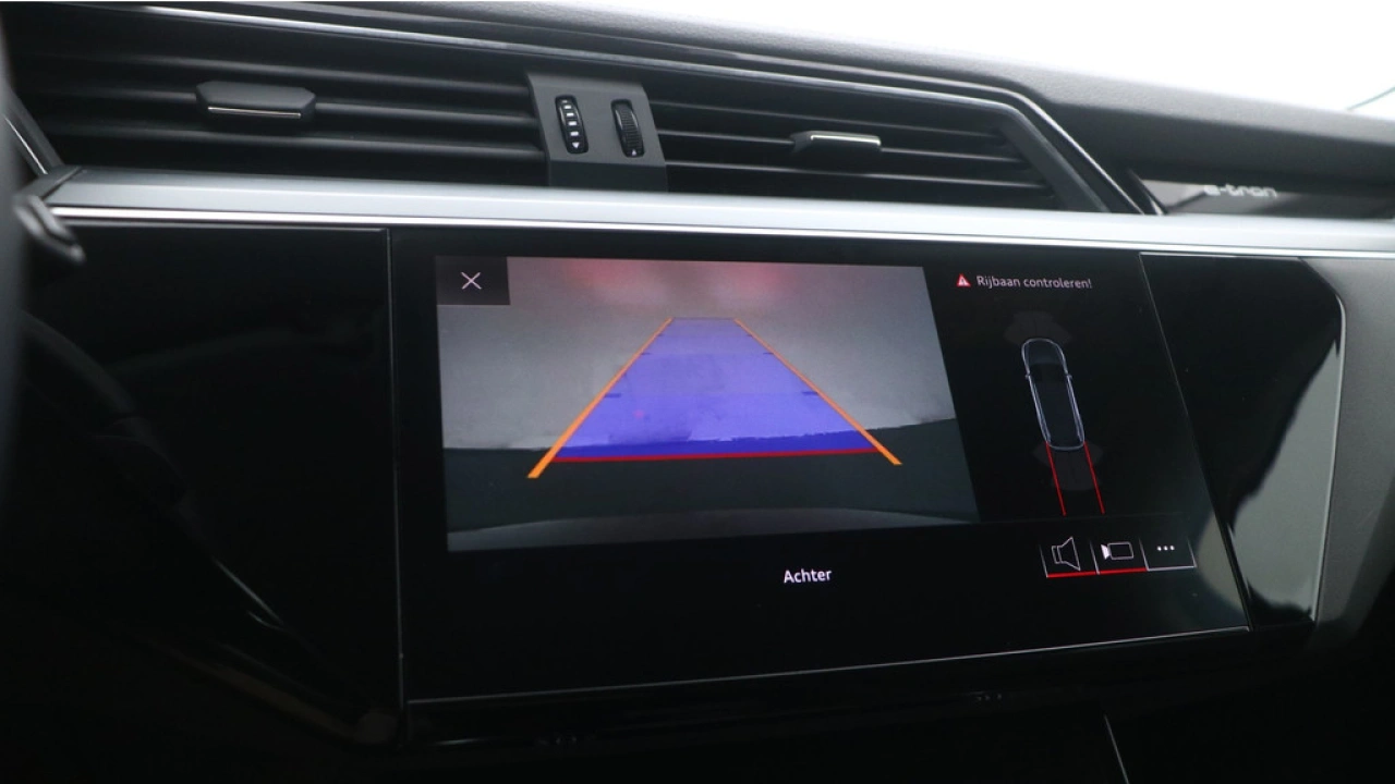 Audi e-tron e-tron 50 quattro Launch edition plus 71 kWh | Leder | Camera | B&O |