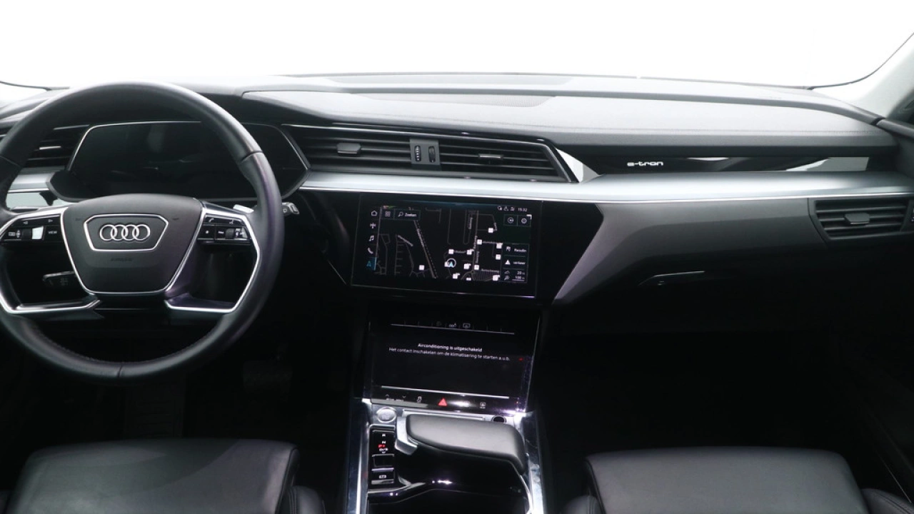 Audi e-tron e-tron 50 quattro Launch edition plus 71 kWh | Leder | Camera | B&O |