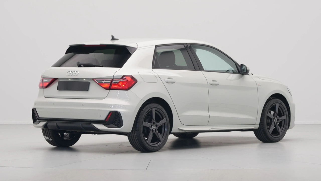 Audi A1 Sportback 25 TFSI 95 pk s-tronic S line edition