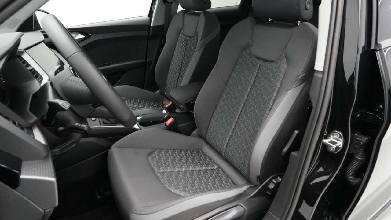 Audi A1 allstreet 30 TFSI 116 pk S-Tronic Advanced edition