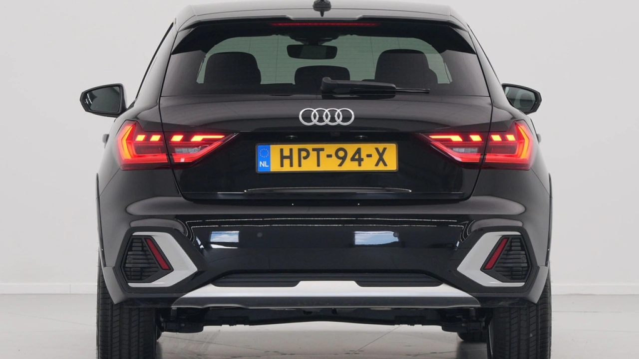 Audi A1 allstreet 30 TFSI 116 pk S-Tronic Advanced edition