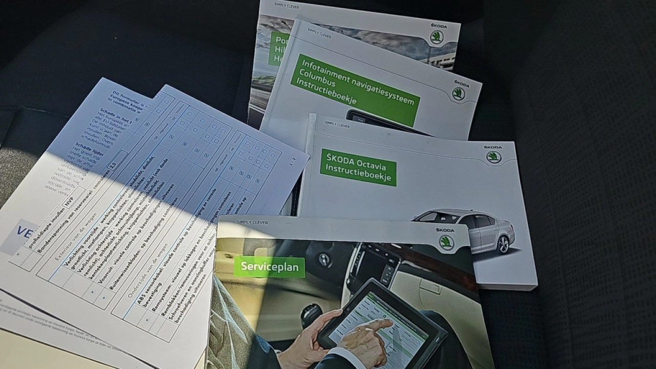 Škoda Octavia Combi 1.4 TSI 140pk Automaat Elegance Businessline