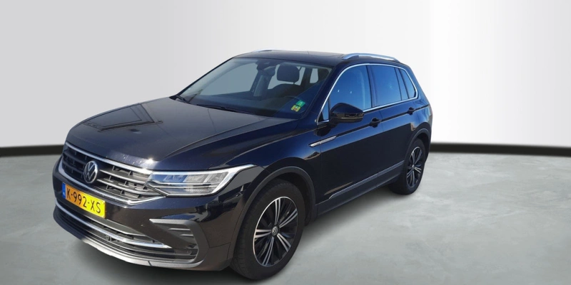 Volkswagen Tiguan 1.5 TSI Life Business | Panoramadak | 18