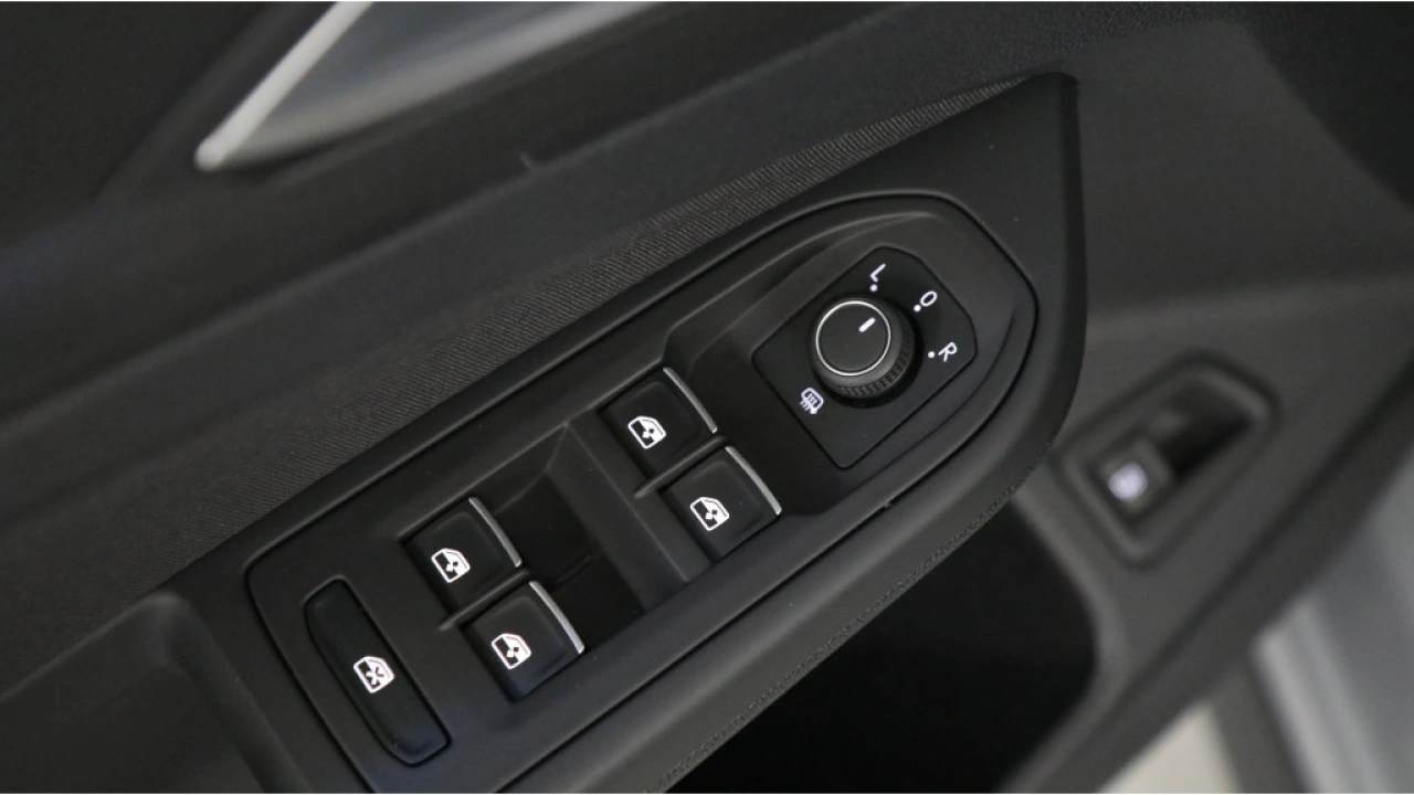 Volkswagen Golf GTE 1.4 eHybrid 245pk Navigatie