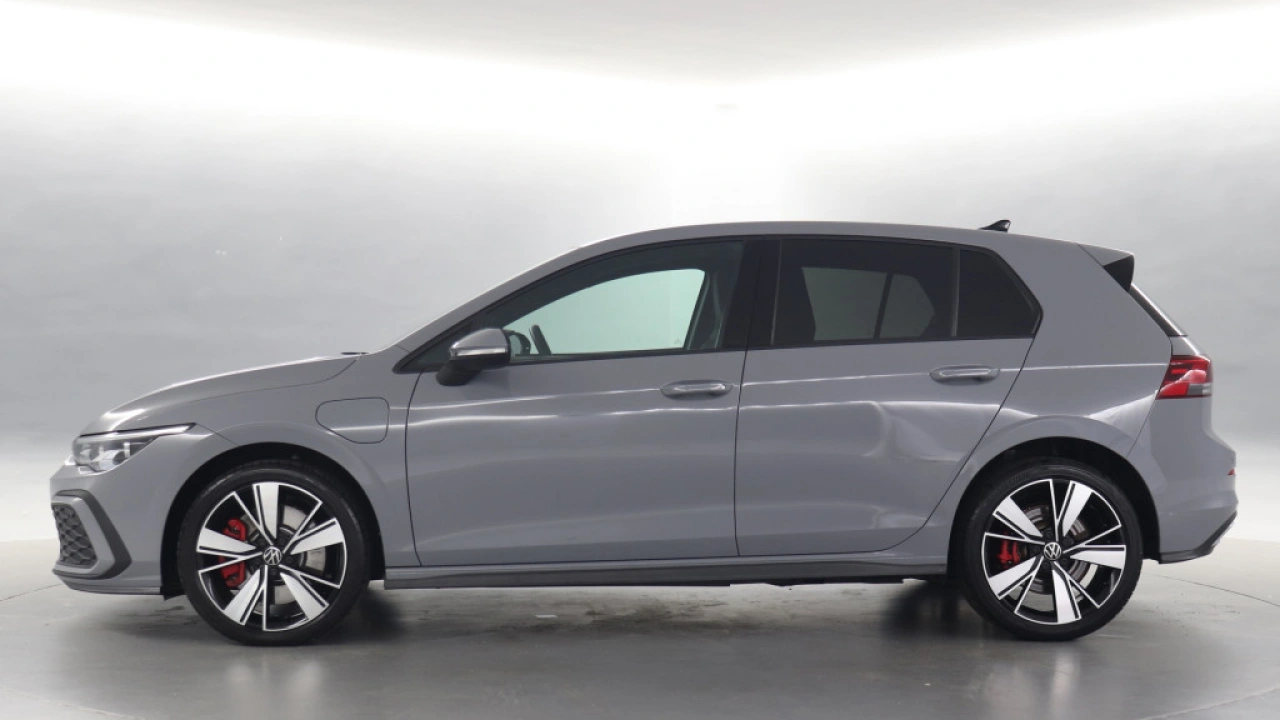 Volkswagen Golf GTE 1.4 eHybrid 245pk Navigatie