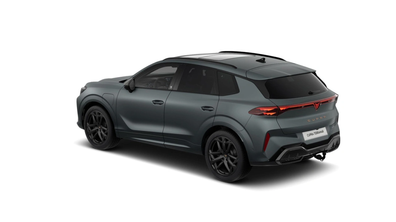 CUPRA Terramar 1.5 TSI e-Hybrid 272 6DSG VZ America's CUP