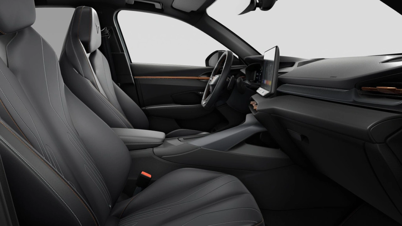 CUPRA Terramar 1.5 TSI e-Hybrid 272 6DSG VZ America's CUP