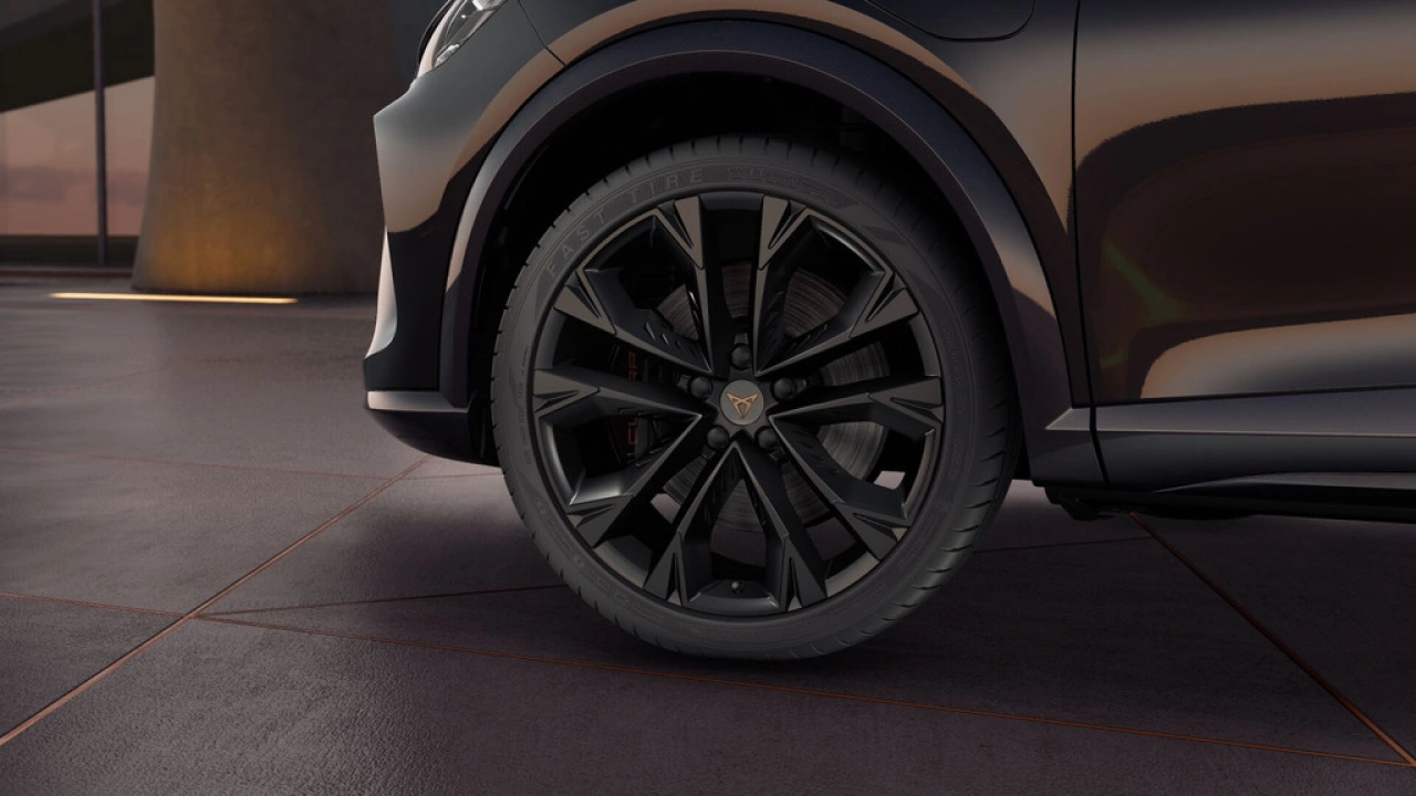 CUPRA Formentor 1.5 TSI e-Hybrid 272 6DSG VZ Performance