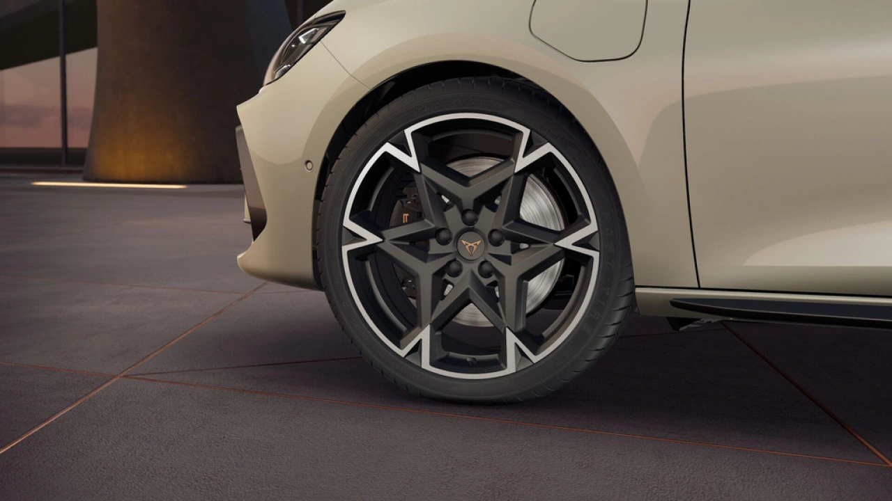 CUPRA Leon Sportstourer 1.5 TSI e-Hybrid 272 6DSG VZ Performance
