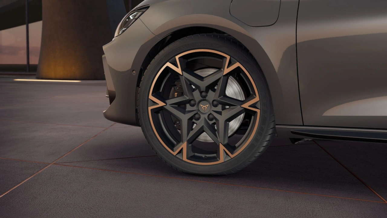 CUPRA Leon Sportstourer 1.5 TSI e-Hybrid 272 6DSG VZ Performance