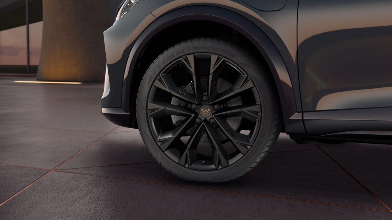 CUPRA Formentor 1.5 TSI e-Hybrid 204 6DSG Business