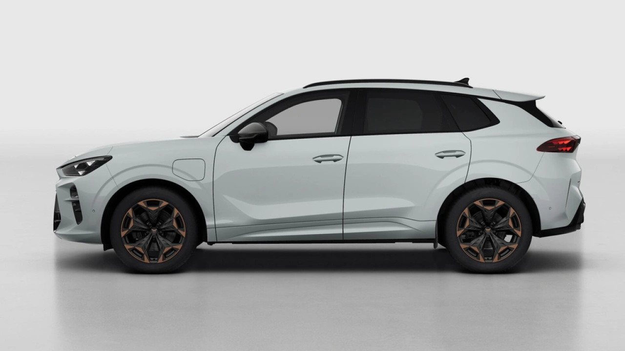 CUPRA Terramar 1.5 TSI e-Hybrid 272 6DSG VZ Performance