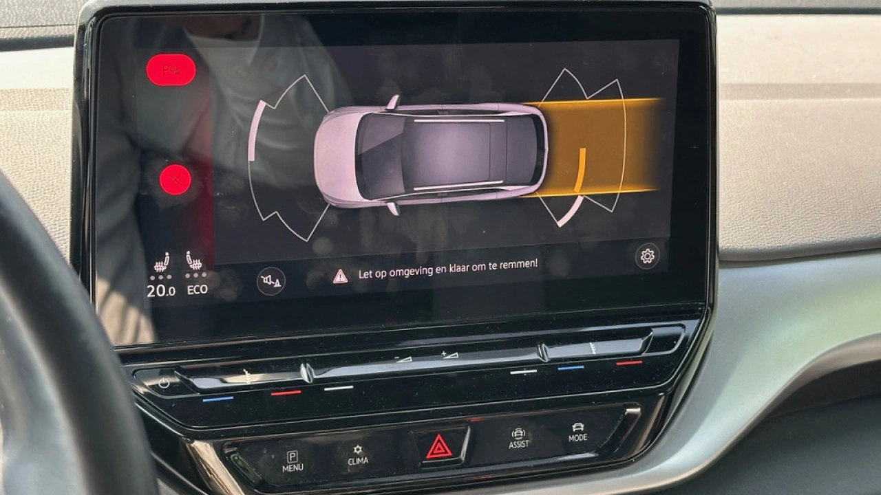 Volkswagen ID.4 Life 77 kWh 204pk Navigatie Carplay