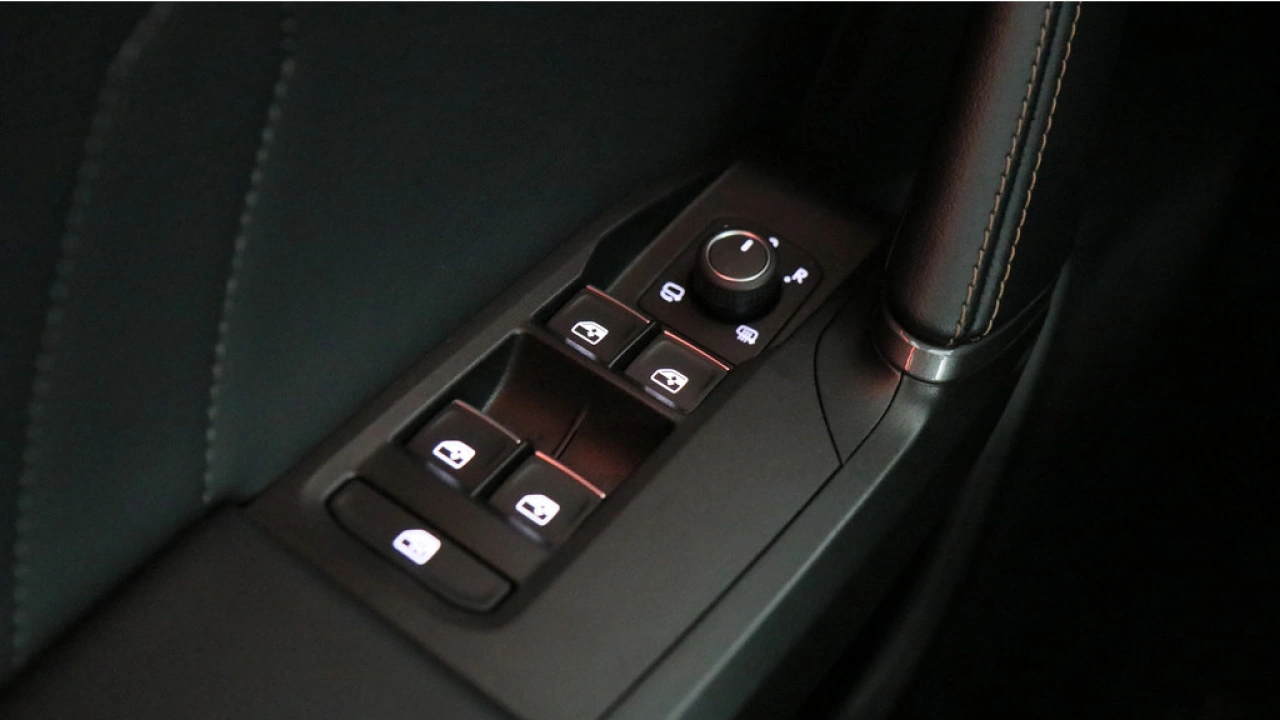 CUPRA Leon 1.4 TSI eHybrid 204pk PHEV VZ Adrenaline