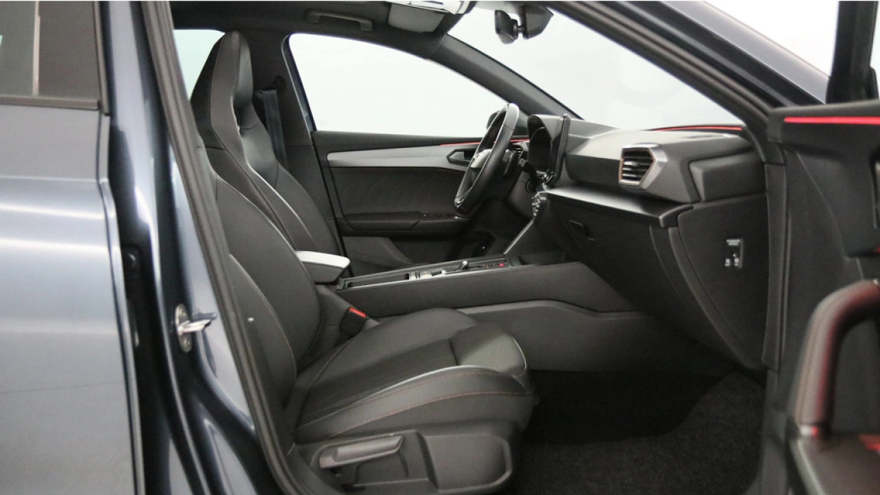 CUPRA Leon 1.4 TSI eHybrid 204pk PHEV VZ Adrenaline