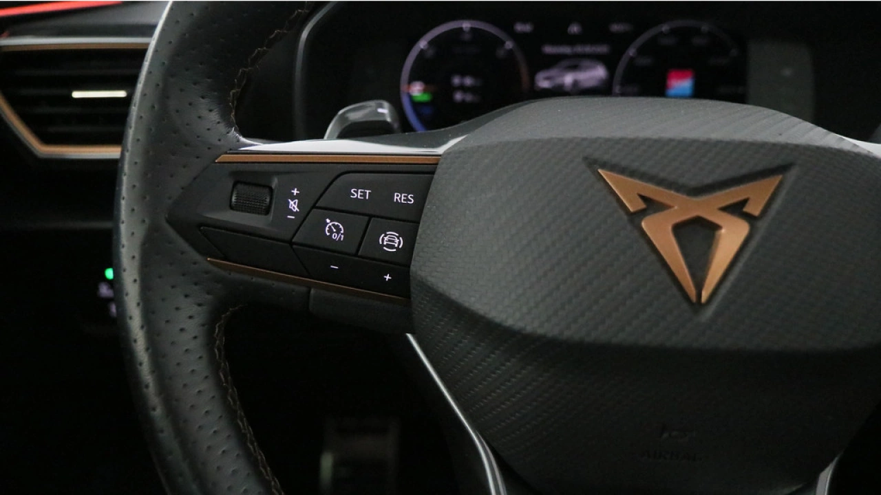 CUPRA Leon 1.4 TSI eHybrid 204pk PHEV VZ Adrenaline