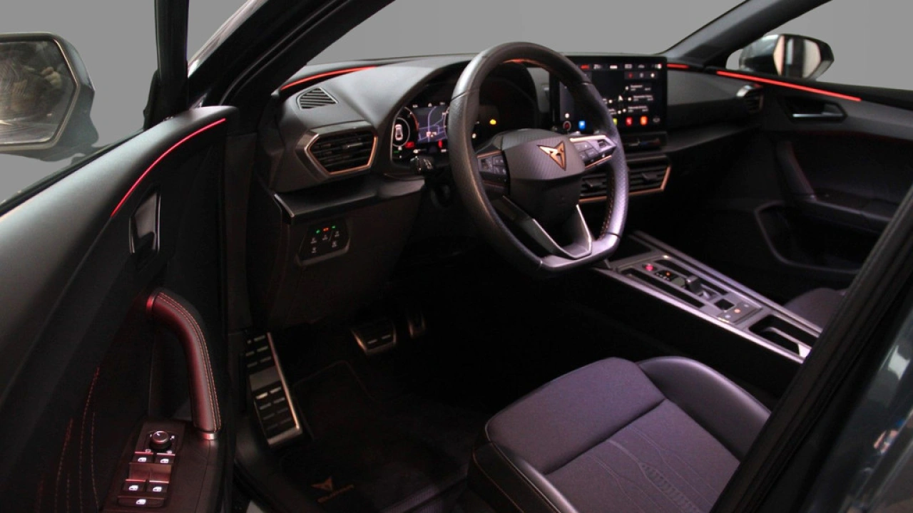 CUPRA Leon 1.4 TSI eHybrid 204pk PHEV VZ Adrenaline
