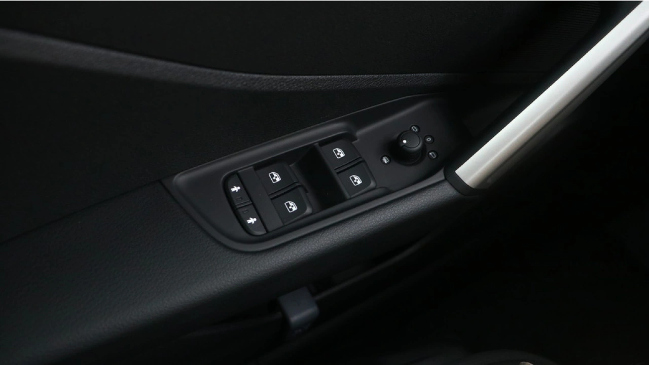 Audi Q2 30 TFSI Pro Line | Carplay | PDC | Climate control |