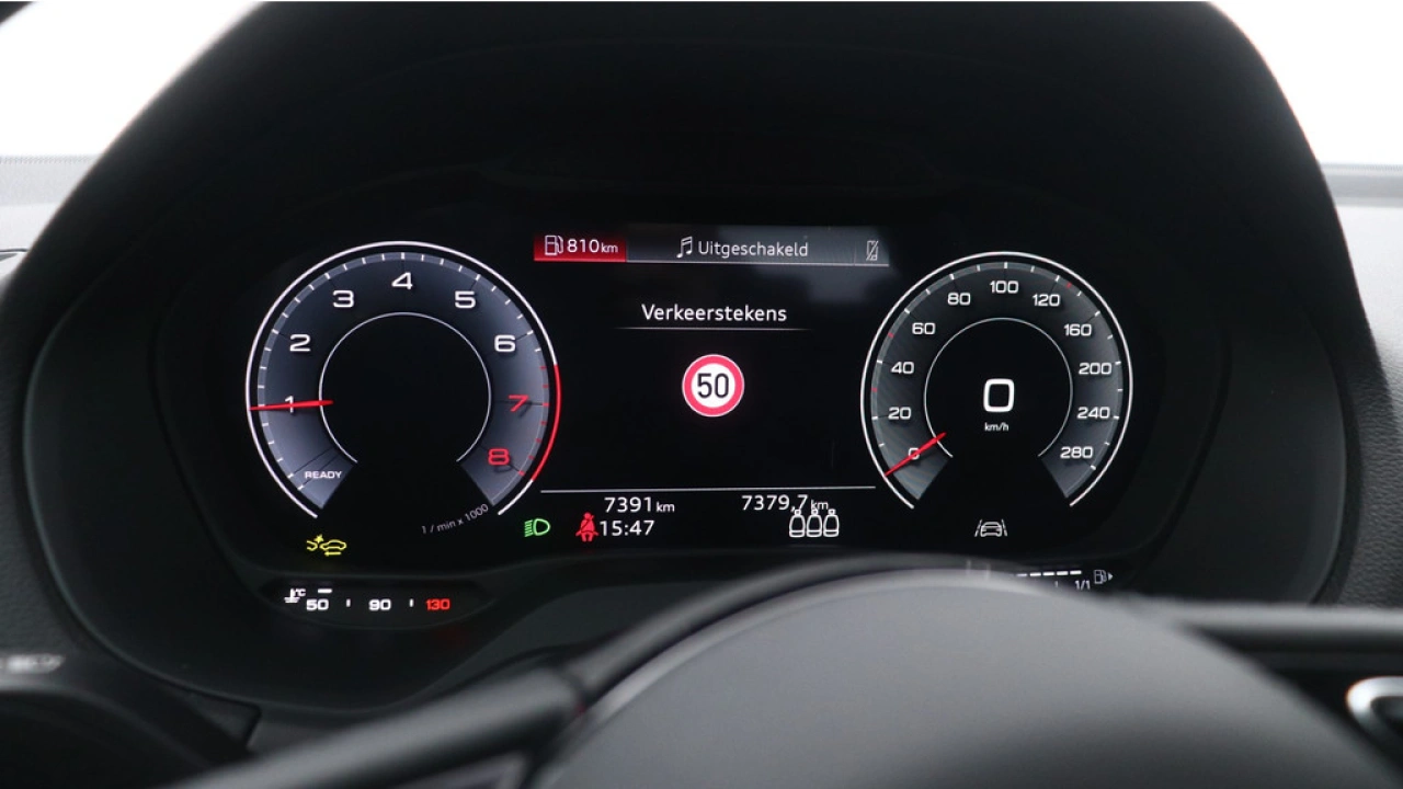 Audi Q2 30 TFSI Pro Line | Carplay | PDC | Climate control |