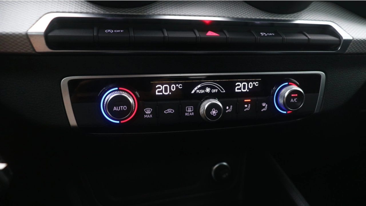 Audi Q2 30 TFSI Pro Line | Carplay | PDC | Climate control |