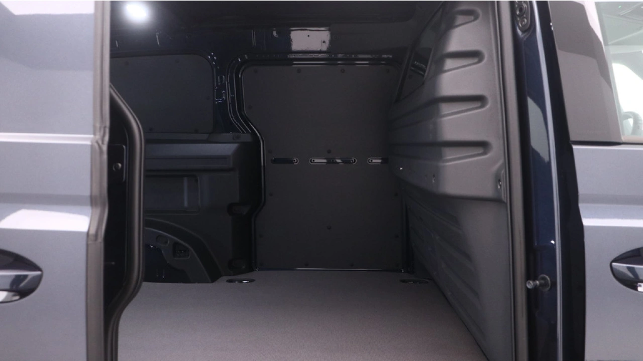 VW Bedrijfswagens ID. Buzz Cargo L1H1 79kWh 286pk RWD Bulli-Edition