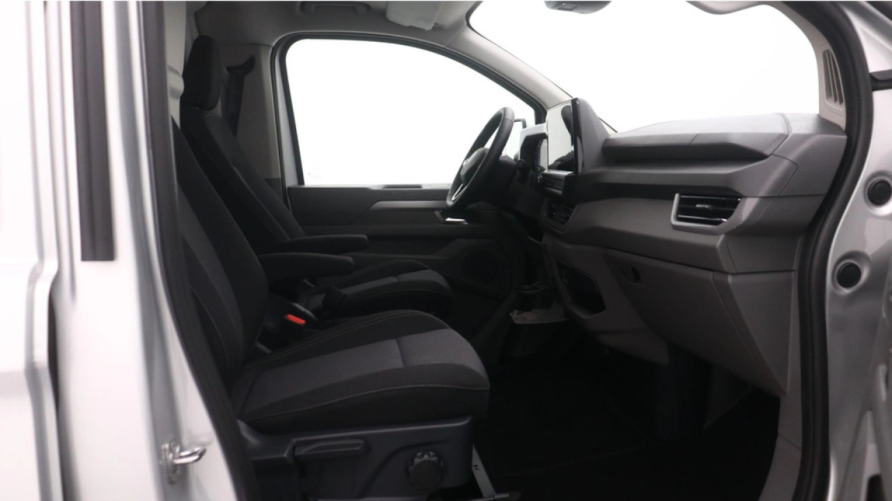 VW Bedrijfswagens E-Transporter L2H1 64kWh 218pk RWD 3.2T Style-Intro