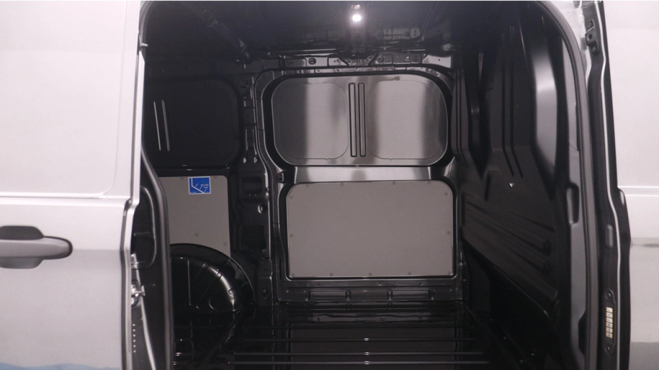 VW Bedrijfswagens E-Transporter L1H1 64kWh 218pk RWD 3.2T Life-Intro