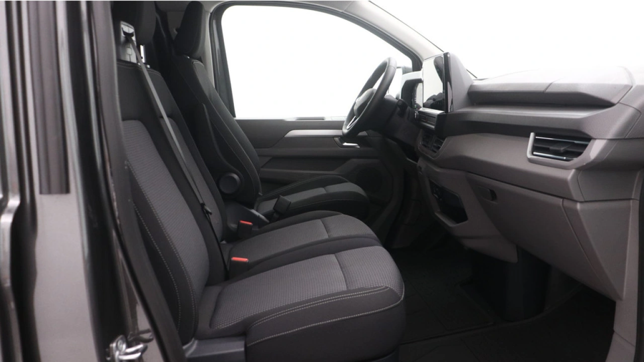 VW Bedrijfswagens E-Transporter L1H1 64kWh 218pk RWD 3.2T Life-Intro