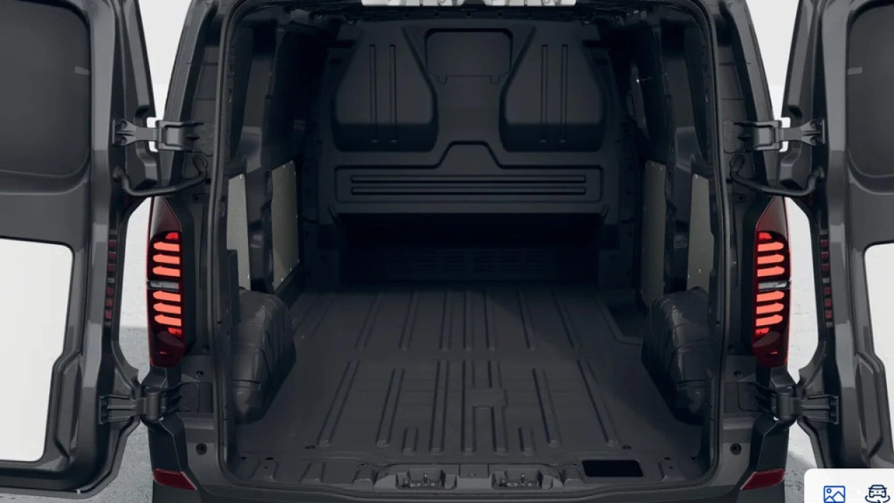 VW Bedrijfswagens E-Transporter L1H1 64kWh 218pk RWD 3.2T Life-Intro