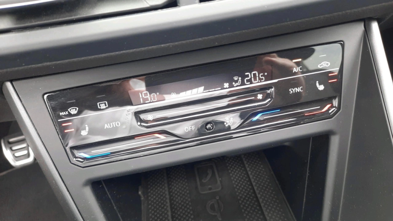 Volkswagen Polo 1.0 TSI R-Line | Multimediapakket | Designpakket | Comfortpakket