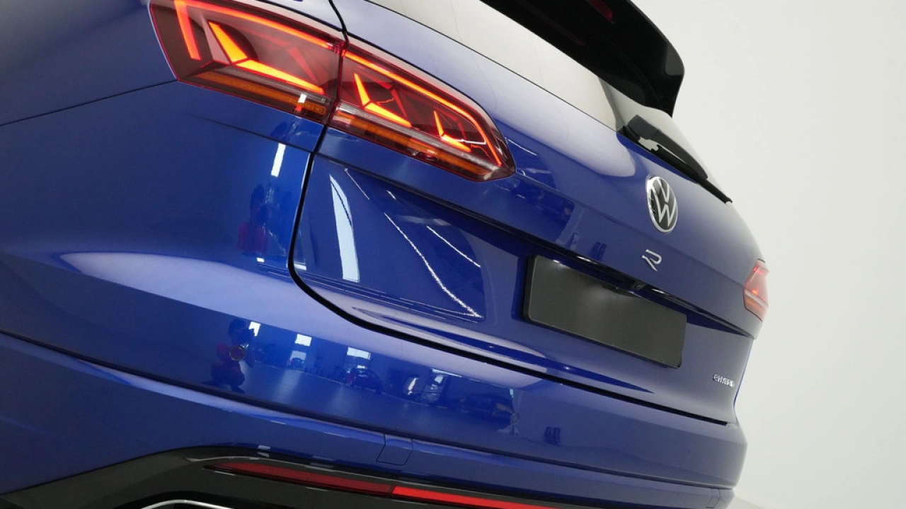 Volkswagen Touareg 3.0 TSi 4MOTION R 463pk