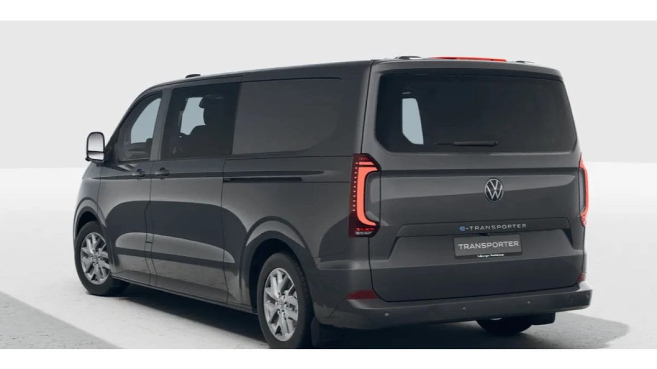 VW Bedrijfswagens E-Transporter L2H1 64kWh 218pk RWD 3.2T Bulli