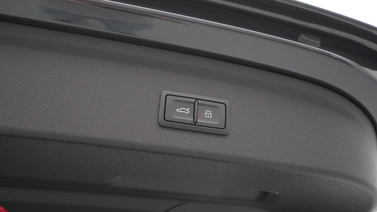 Audi A3 allstreet 35 TFSI 150PK Allstreet Camera Ambient pro 19'' LM Stoelverwarming