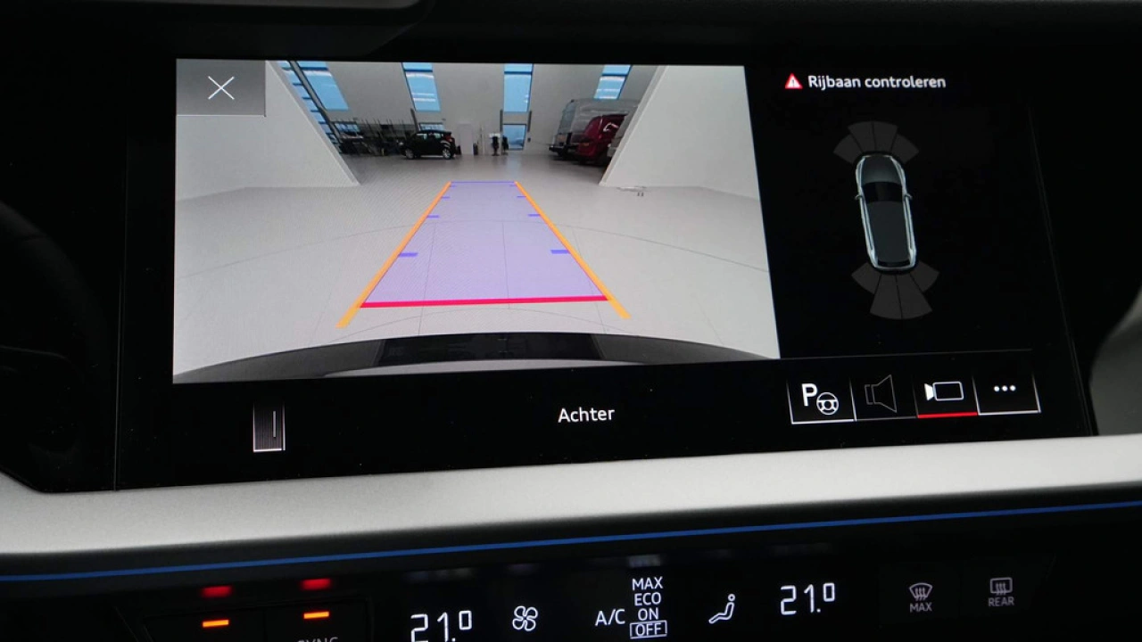 Audi A3 allstreet 35 TFSI 150PK Allstreet Camera Ambient pro 19'' LM Stoelverwarming