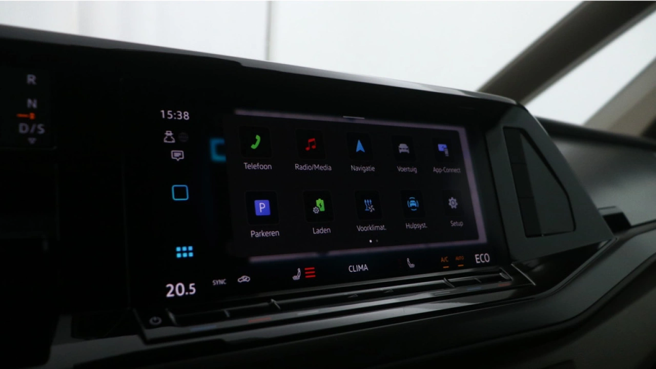 Volkswagen Multivan L2H1 1.5 PHEV eHybrid 19,7kWh 180kW 245PK DSG Economy Business 4MOTION