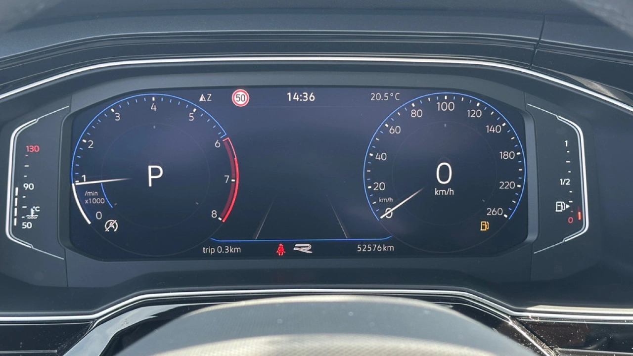 Volkswagen Polo 1.0 TSI 95pk DSG R-Line Navigatie matrix LED Panoramadak